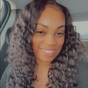 Meet your Posher, Daphne